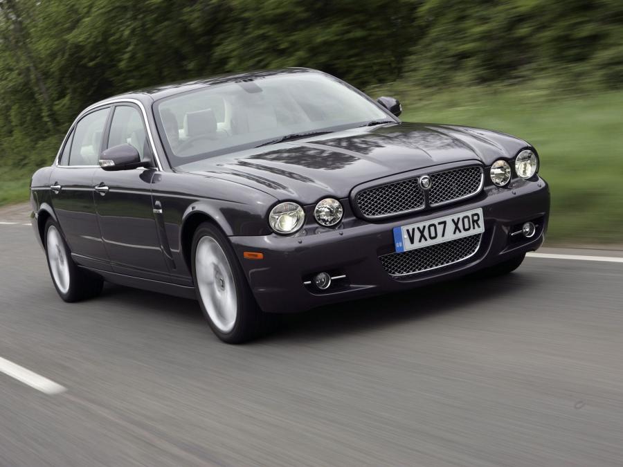  Jaguar XJ Sovereign 2007 года  (фото 9 из 13)